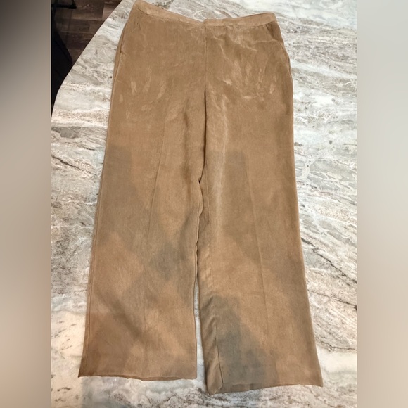 Alfred Dunner Pants - Alfred Dunner Petite 16P Pull On Pants Tan Elastic Waist Wide Leg